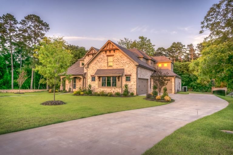 Appraisal Gaps: What They Are and How to Handle One